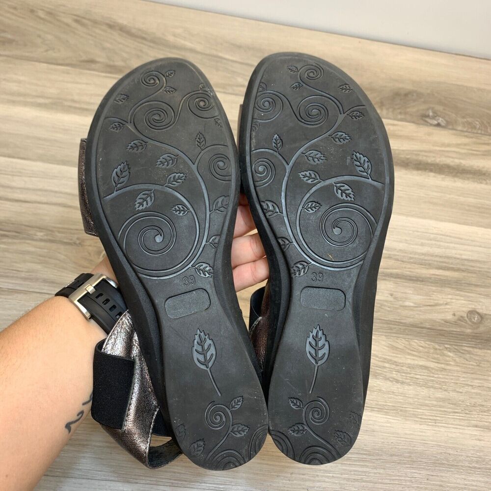 Bernie Mev Payton Sling Metallic Leather‎ Sandals Size 39 US 8 Lowe Wedge - Picture 7 of 10